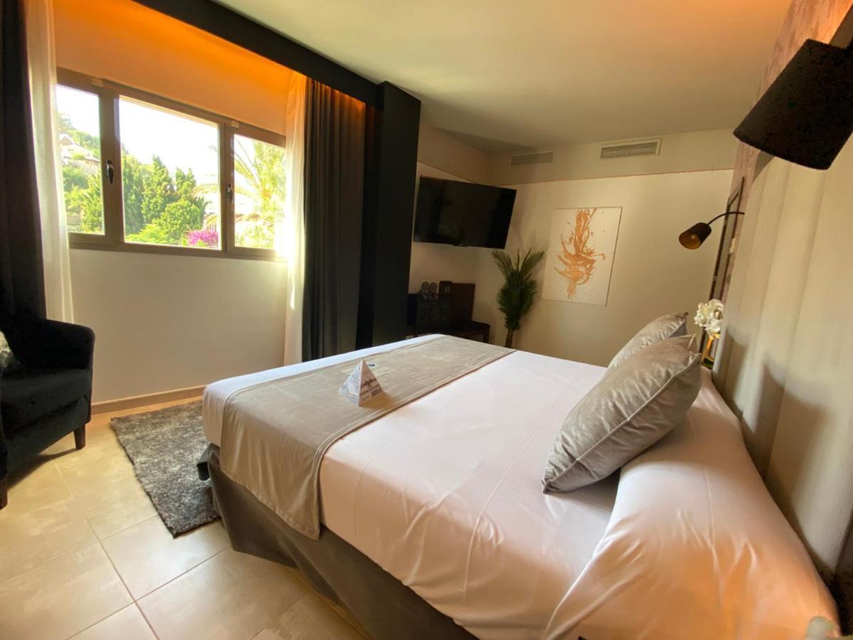 On Aleta Room Designed For Adults Almunecar Luaran gambar