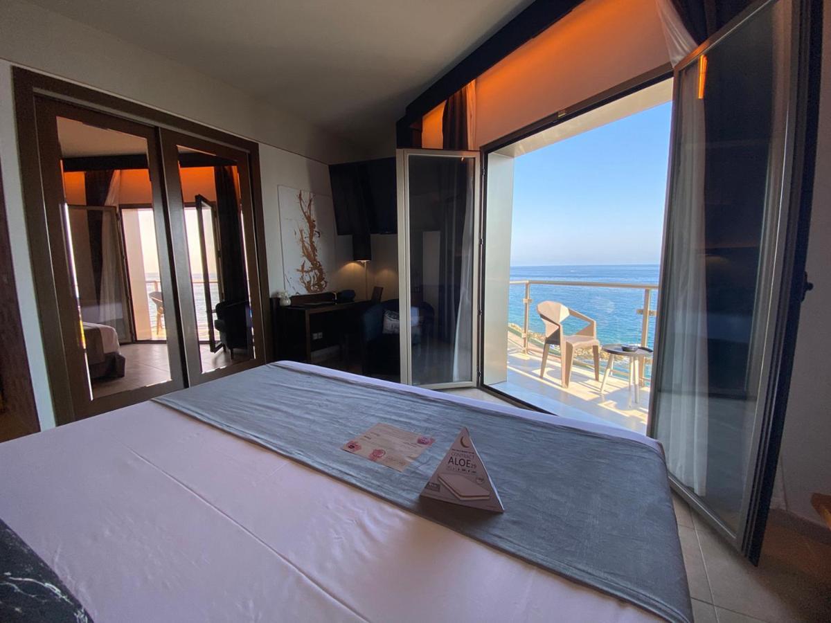On Aleta Room Designed For Adults Almunecar Luaran gambar