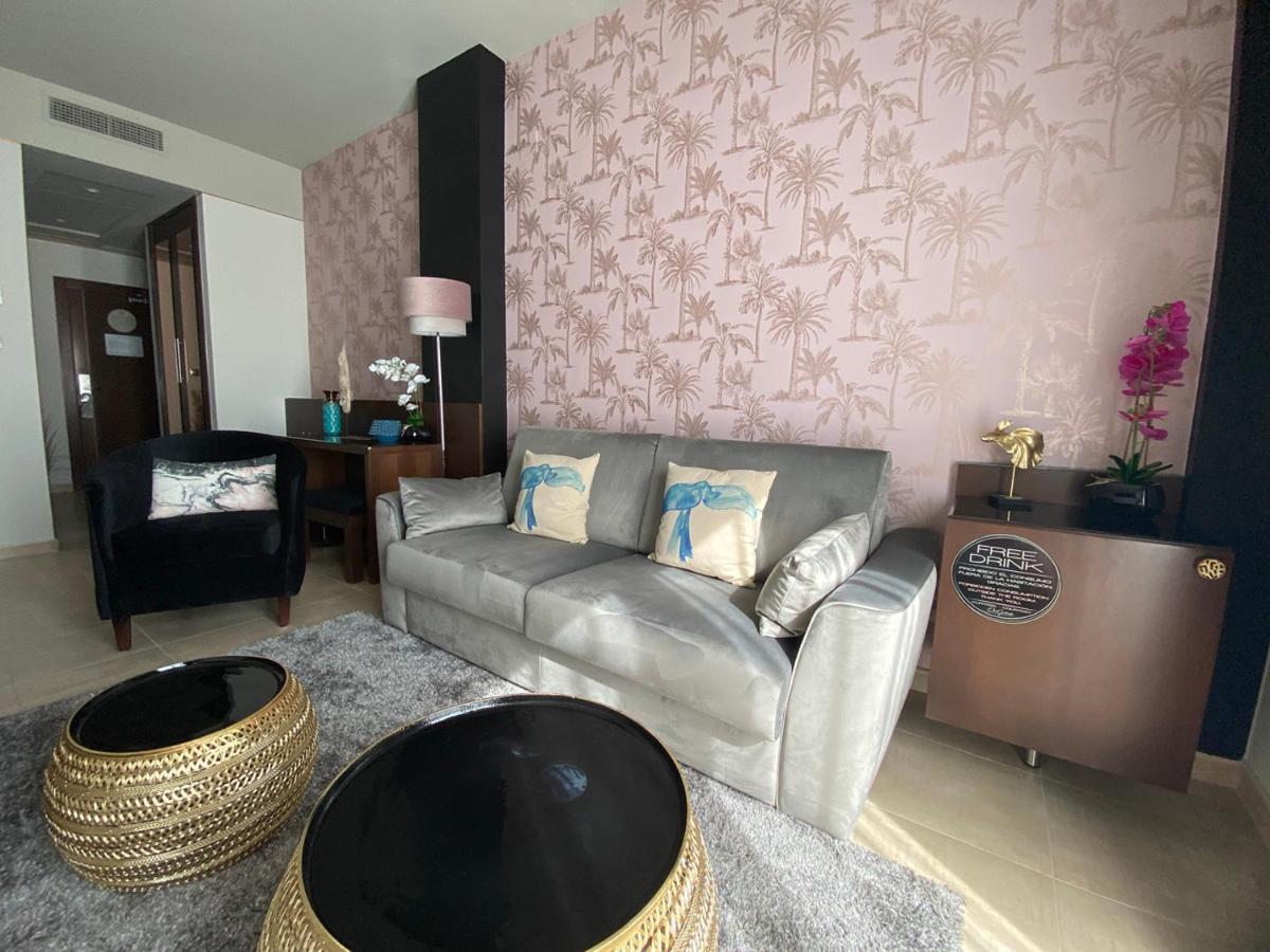 On Aleta Room Designed For Adults Almunecar Luaran gambar